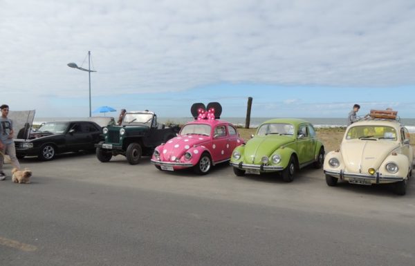 2o Encontro de Antigos de Itapoa contabiliza mais de 300 veiculos expostos 04