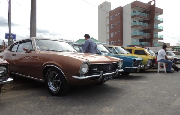 2o Encontro de Antigos de Itapoa contabiliza mais de 300 veiculos expostos 20