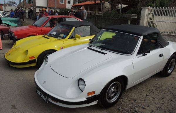 2o Encontro de Antigos de Itapoa contabiliza mais de 300 veiculos expostos 33
