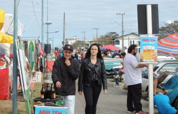 2o Encontro de Antigos de Itapoa contabiliza mais de 300 veiculos expostos 41