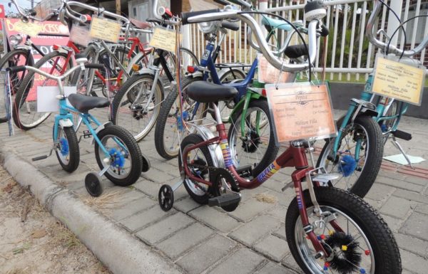 2o Encontro de Antigos de Itapoa contabiliza mais de 300 veiculos expostos 48