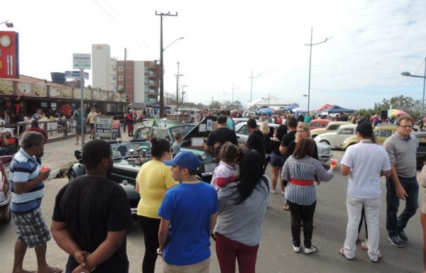 2o Encontro de Antigos de Itapoa contabiliza mais de 300 veiculos expostos 55