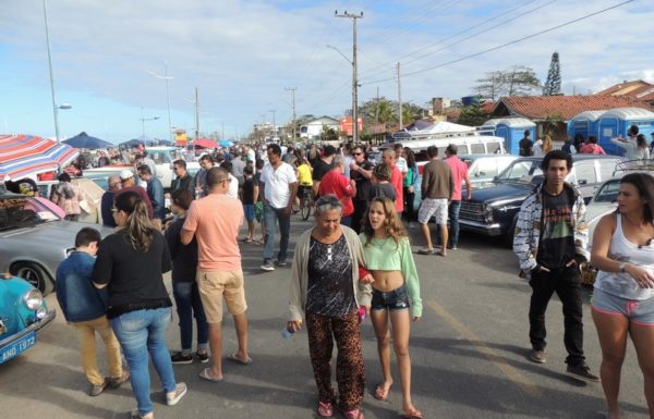 2o Encontro de Antigos de Itapoa contabiliza mais de 300 veiculos expostos 81