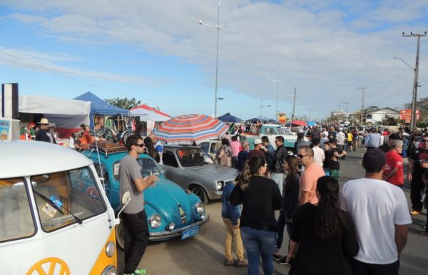 2o Encontro de Antigos de Itapoa contabiliza mais de 300 veiculos expostos 82