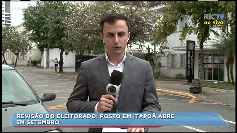 Reportagem da RIC TV alerta para posto de atendimento para revisao do eleitorado em Itapoa