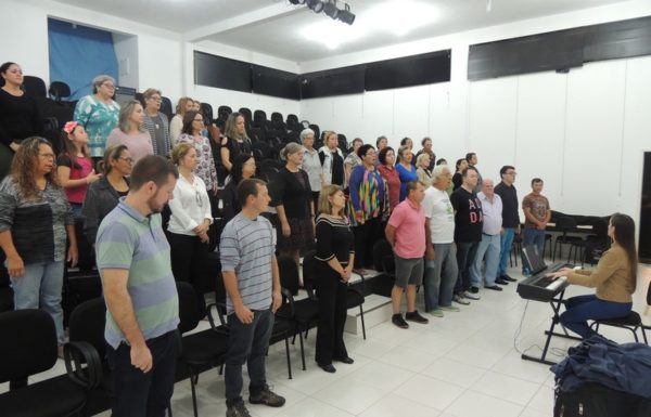 corais adulto e infantil de itapoa retornam as atividades 47