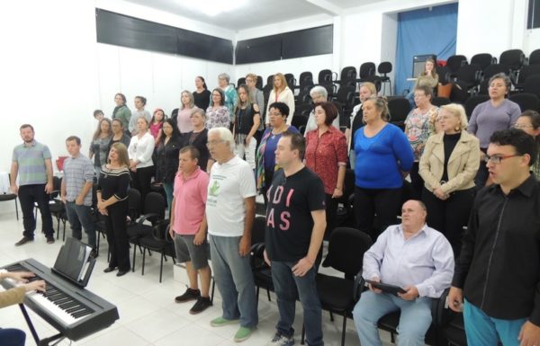 corais adulto e infantil de itapoa retornam as atividades 58