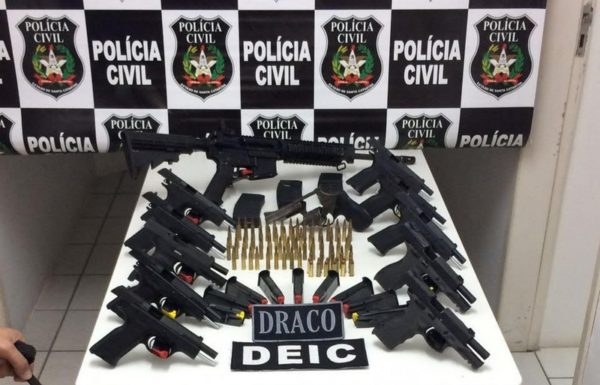 apreensao_de_armas_e_municao_20170927_1982781142