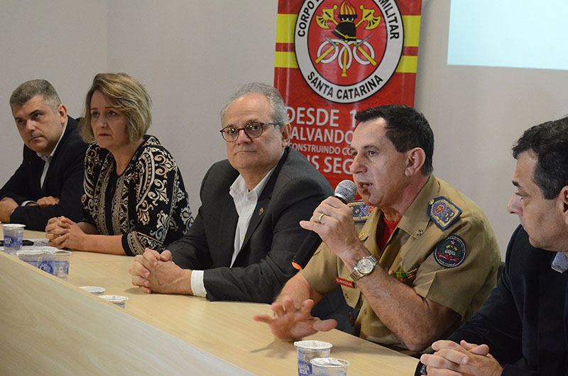 florianopolis_-_integracao_dos_servicos_de_atendimento_do_corpo_de_bombeiros_com_o_samu_20170928_1273129132