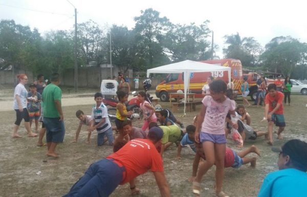 Bombeiros realizam prevenção e demonstração em evento Brincando e Sonhando 12
