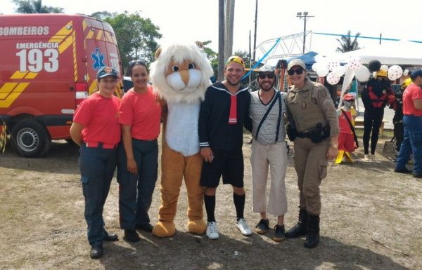 Bombeiros realizam prevenção e demonstração em evento Brincando e Sonhando 26