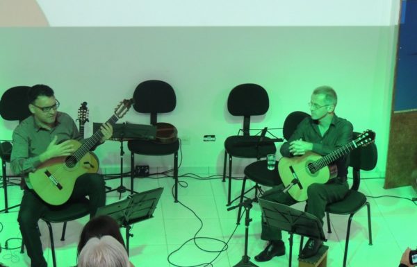 Concerto Sua Majestade, o Violao na Casa da Cultura de Itapoa foi um sucesso 09