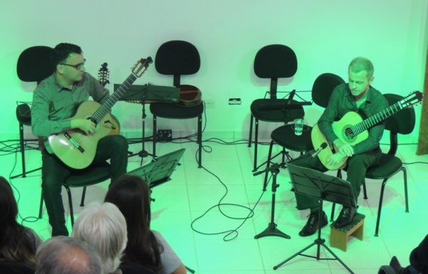 Concerto Sua Majestade, o Violao na Casa da Cultura de Itapoa foi um sucesso 28