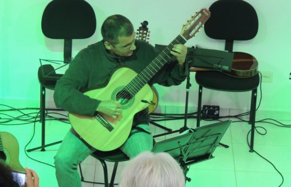 Concerto Sua Majestade, o Violao na Casa da Cultura de Itapoa foi um sucesso 33
