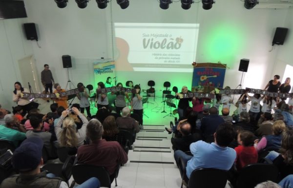 Concerto Sua Majestade, o Violao na Casa da Cultura de Itapoa foi um sucesso 42