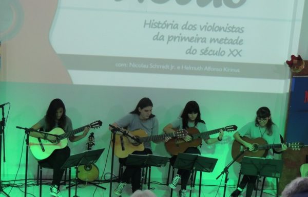 Concerto Sua Majestade, o Violao na Casa da Cultura de Itapoa foi um sucesso 48