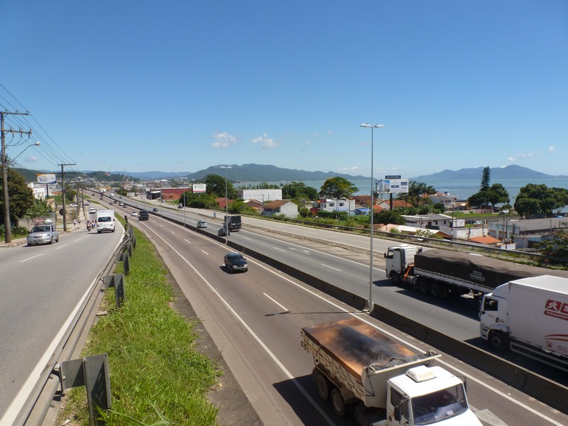 Concessionaria preve movimento 46 por cento maior nas estradas durante o feriado