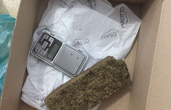 homem morre ao trocar tiros com a pm durante grande operacao policial em Itapoa 7