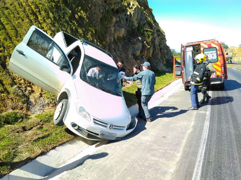 Acidente no Trevo do Contorno de Garuva poe em discussao a seguranca do transito no local 3