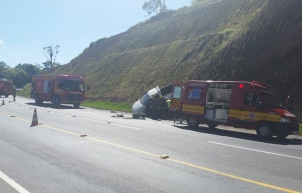 Acidente no Trevo do Contorno de Garuva poe em discussao a seguranca do transito no local 5