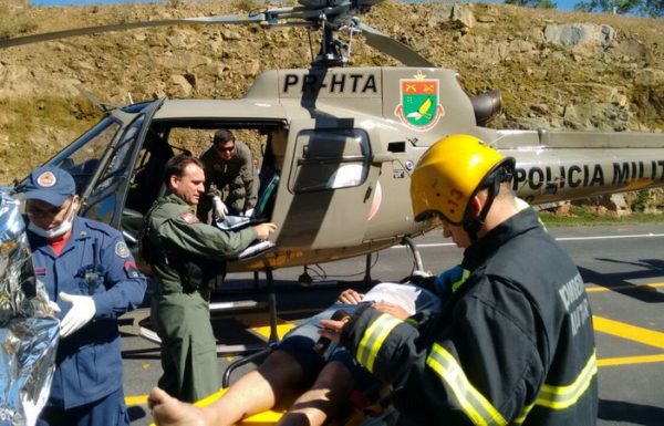 Acidente no Trevo do Contorno de Garuva poe em discussao a seguranca do transito no local 7