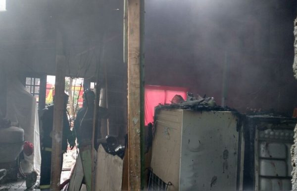 Bombeiros atendem ocorrencia de incendio no Sao Jose em Itapoa 1