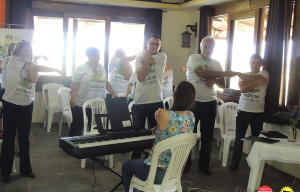 Vozes da Babitonga, o coral de Itapoa, intensifica os ensaios no feriado 01