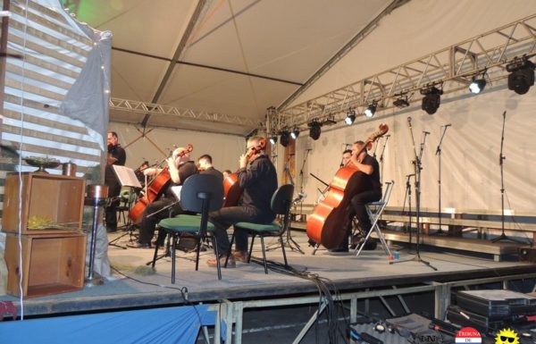 1a parte da Terceira Noite Cultural do Porto Itapoa 48