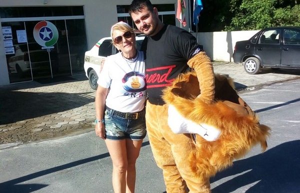 Natal da Magia distribui cerca de 3 mil brinquedos as criancas de cinco bairros de Itapoa 02