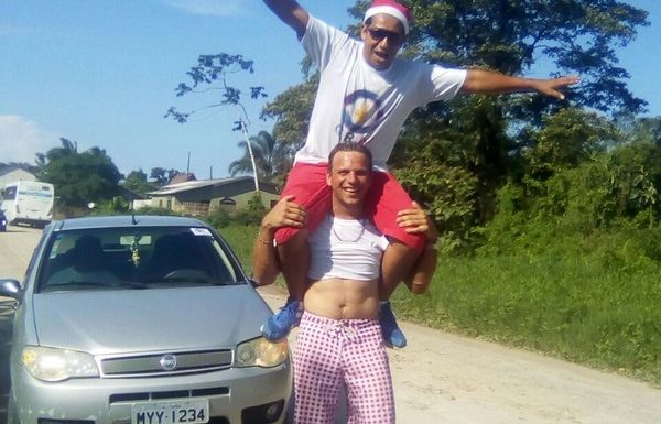 Natal da Magia distribui cerca de 3 mil brinquedos as criancas de cinco bairros de Itapoa 73