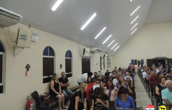 apresentacao musical o menino do tambor na igreja matriz e sucesso de publico 55