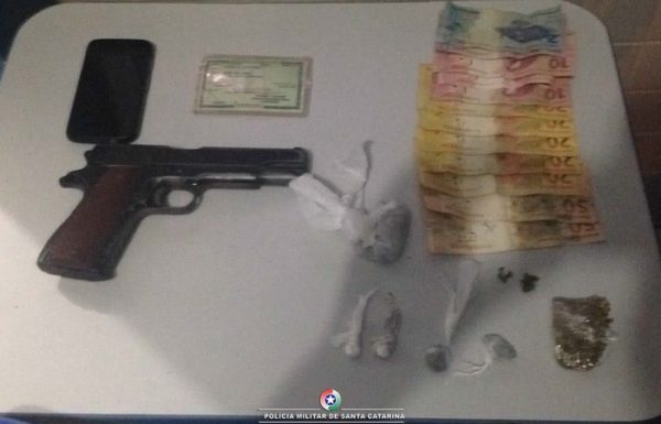 Adolescente apreendido pela segunda vez em menos de uma semana pelo crime de trafico