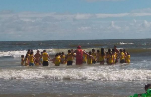 Bombeiros militares e guarda-vidas civis de Itapoa desenvolvem Projeto Golfinho 2018 04