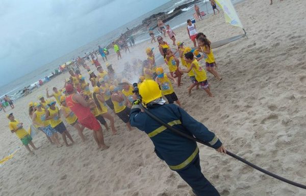 Bombeiros militares e guarda-vidas civis de Itapoa desenvolvem Projeto Golfinho 2018 05