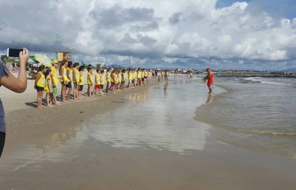 Bombeiros militares e guarda-vidas civis de Itapoa desenvolvem Projeto Golfinho 2018 18