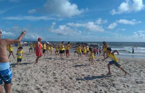 Bombeiros militares e guarda-vidas civis de Itapoa desenvolvem Projeto Golfinho 2018 21