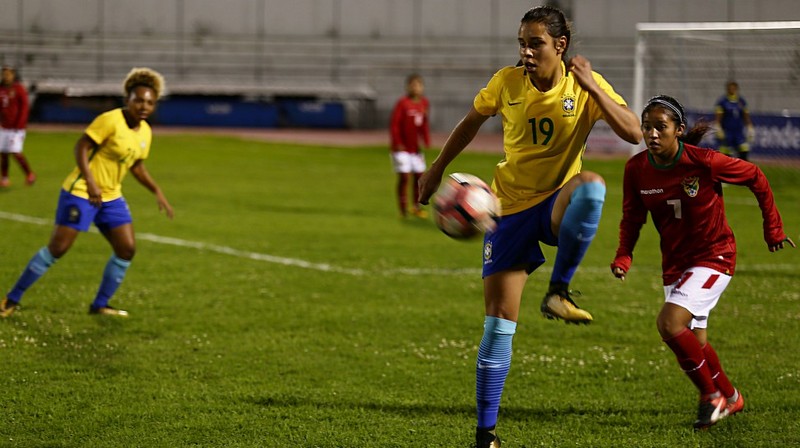Luana Grabias em atuacao na Selecao Brasileira Sub-20
