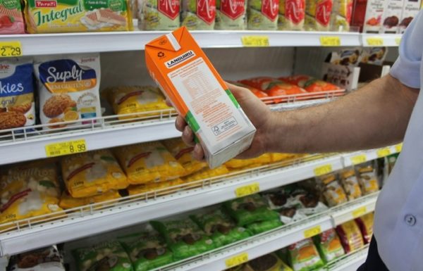 Vigilancia Sanitaria alerta para cuidados com alimentos vencidos no verao