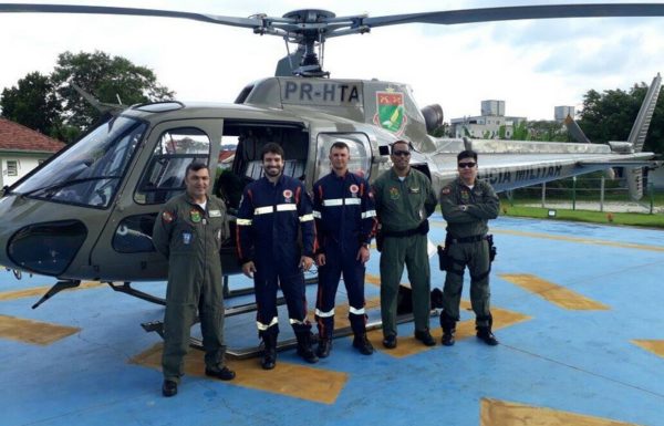 Familia arrastada pelo mar e menina de 11 anos morre afogada em Itapoa 2