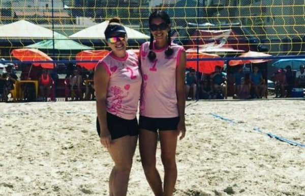 Meninas do volei de praia de Itapoa se destacam em competicoes regionais 04