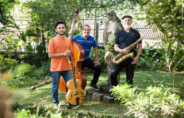 Vem ai o Som na Calcada na Casa da Cultura de Itapoa 4