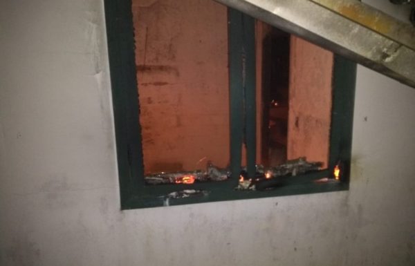 bombeiros militares de itapoa atendem ocorrencia de incendio em residencia do Pontal 10