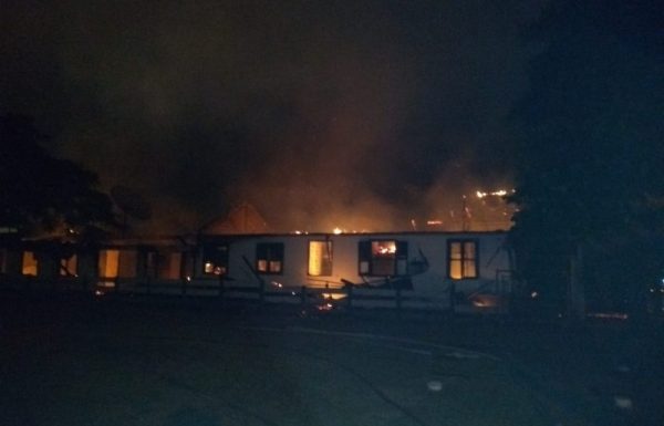 bombeiros militares de itapoa atendem ocorrencia de incendio em residencia do Pontal 15