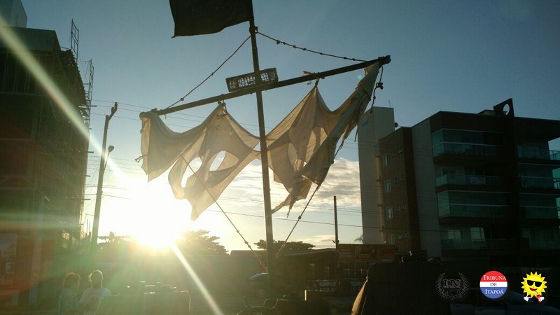 Itapoa recebe peca teatral Baus do Tesouro 25