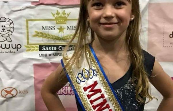 Mini-Miss Itapoá 3