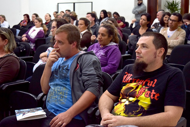 em estado de greve, servidores de Itapoa podem paralisar atividades na tarde desta terca 29-05 04