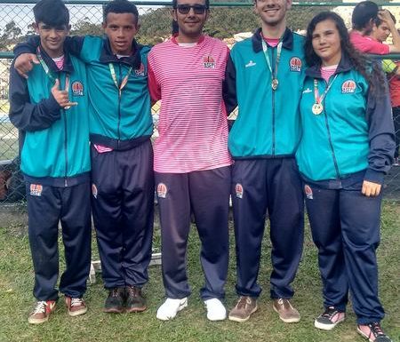 Atletas de Itapoa são destaques na 9a edicao do Parajesc 06