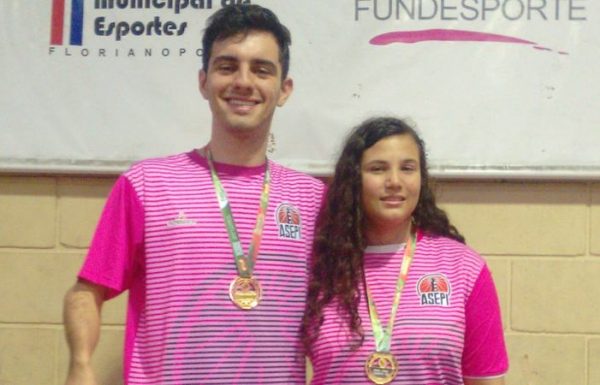 Atletas de Itapoa são destaques na 9a edicao do Parajesc 07