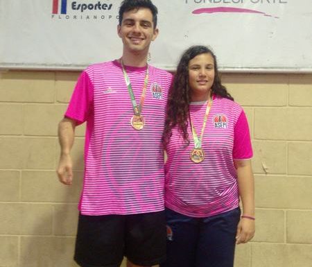 Atletas de Itapoa são destaques na 9a edicao do Parajesc 12