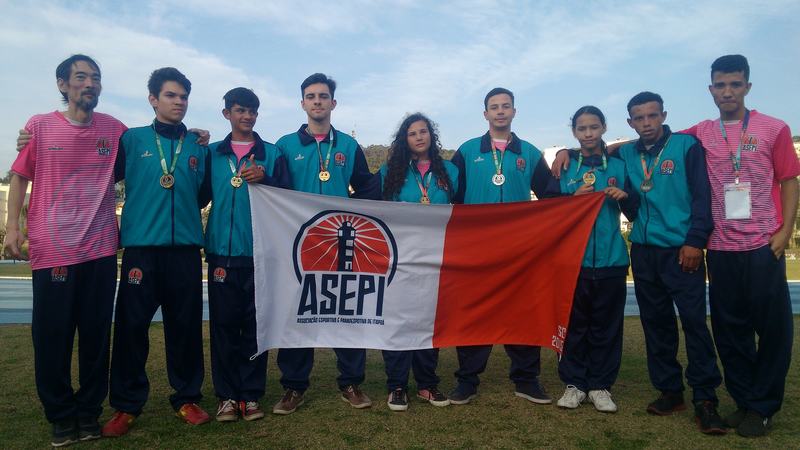 Atletas de Itapoa são destaques na 9a edicao do Parajesc 13